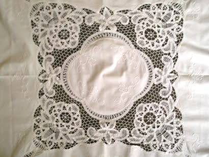 Lovely antique white linen and tape lace tablecloth - 1.27m square