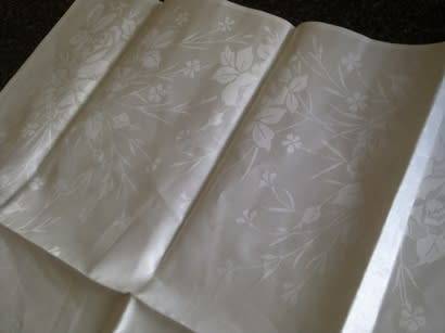Individual Irish linen Damask dinner serviette