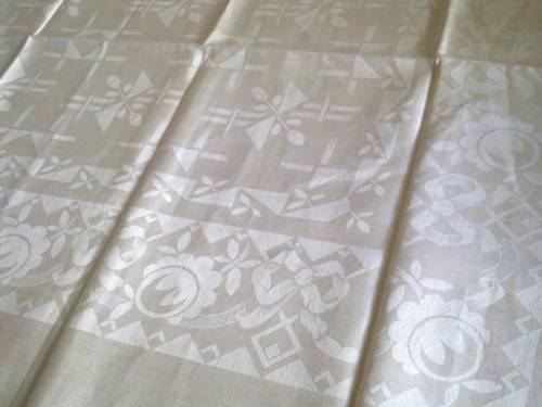 Exquisite large antique Irish Damask linen tablecloth 2.4m