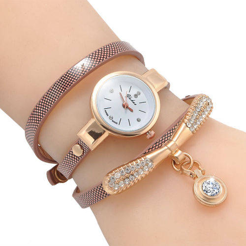 Elegant Faux Leather Rhinestone Analog Quartz Wrist Watches