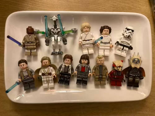 LEGO Star Wars -  5 sets with ~1400 pcs, 12 Minifigures & instructions