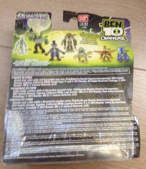 ben 10 omnerverse toepick action figure