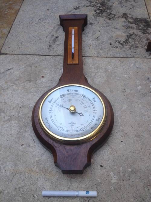 SB banjo barometer