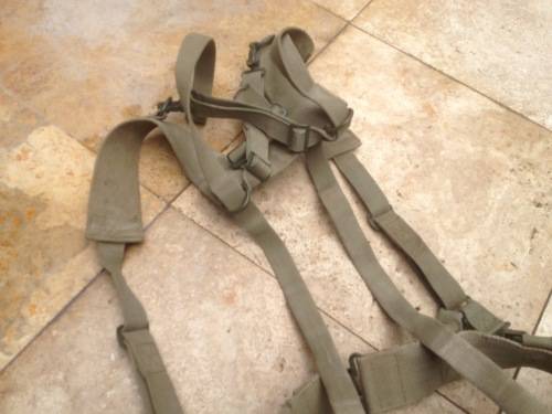vintage army satchel with back straps