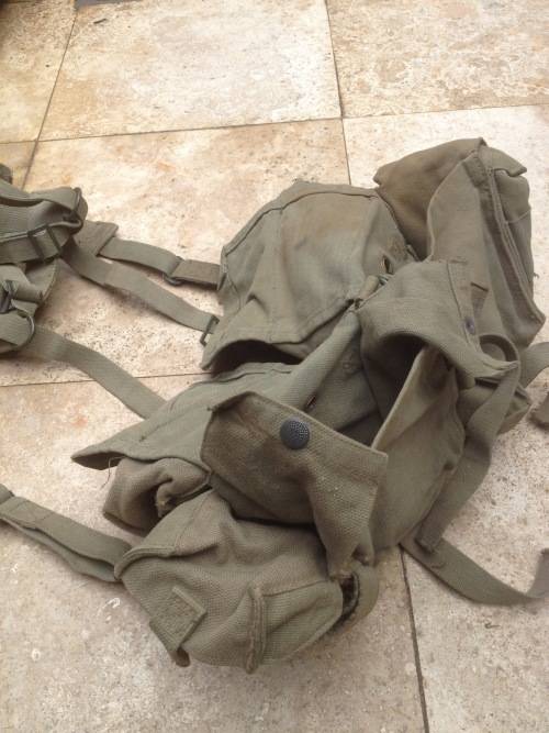 vintage army satchel with back straps