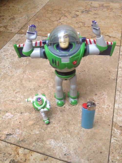 toy story Buzz light year pair