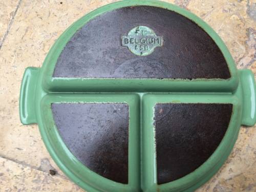 CAST IRON / ENAMEL VEGGIE DISH pot - 260 MM DIAM. - 45 MM HIGH - FE - BELGIUM - 65B