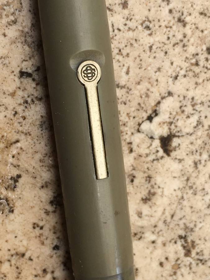 vintage Conway Stewart Fountain Pen , 14c GOLD nib