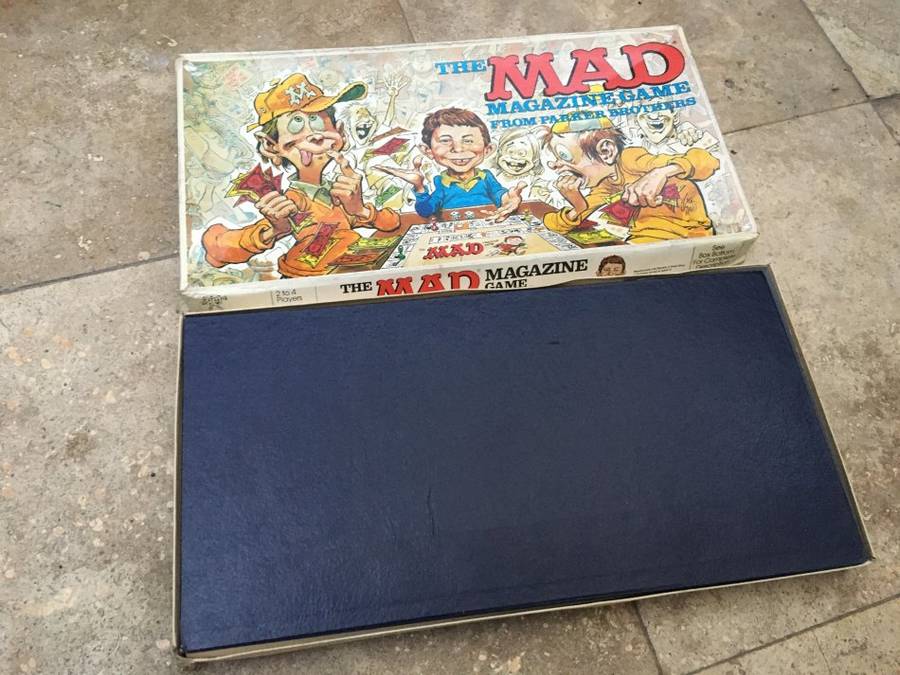 vintage Mad magazine Game , parker brothers set 1 complete
