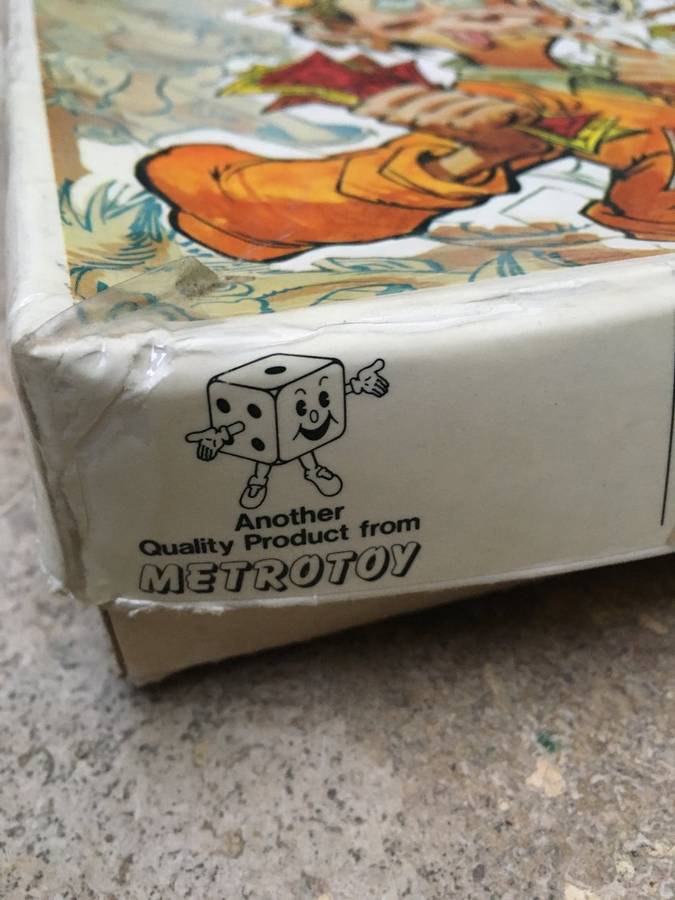 vintage Mad magazine Game , parker brothers set 1 complete