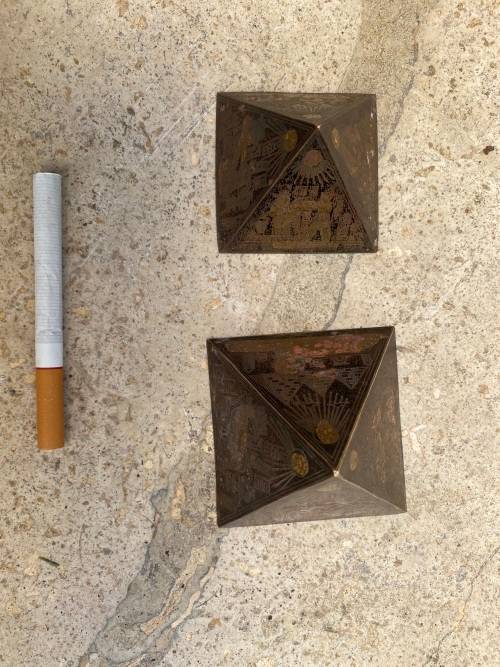 vintage brass Egypt Egyptian hieroglyphics pair of pyramid pyramids paperweight