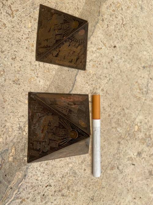 vintage brass Egypt Egyptian hieroglyphics pair of pyramid pyramids paperweight