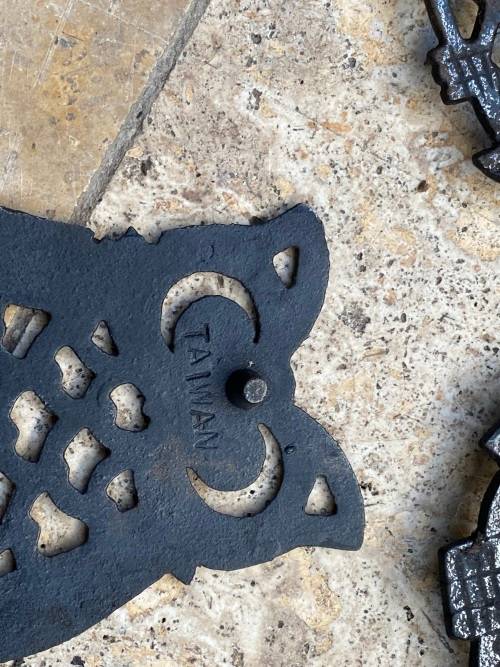 vintage cast iron owl trivet trivets lot of 4 Taiwan