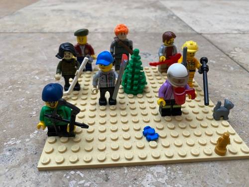 Lego mini figures figure lot of 8 with a cat , binocs and statue