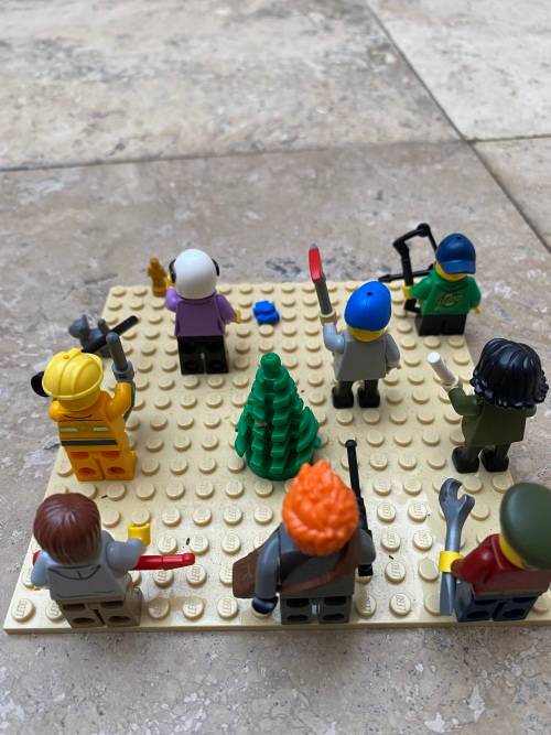 Lego mini figures figure lot of 8 with a cat , binocs and statue