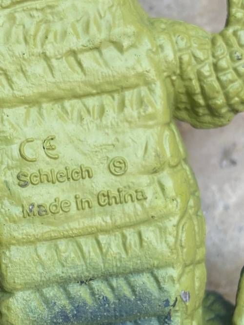 vintage pair of schleich crocodile aligator wild life figure figures 1999