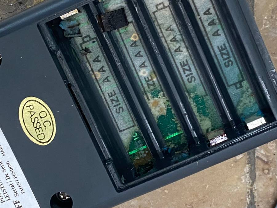 Vintage Novag escort computed chess set sold as spares  with granite board