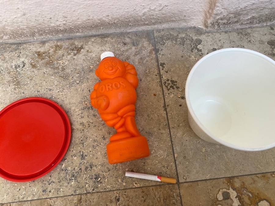 Vintage Kentucky fried chicken bucket , vintage OROS man bottle pair 1980