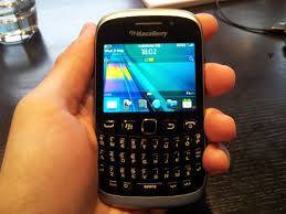 Blackberry Curve 9320 (Newer Slim Model)  Bundle For Sale!