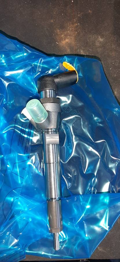 Renault / Nissan diesel injector