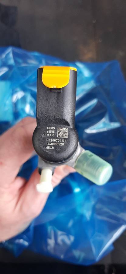 Renault / Nissan diesel injector
