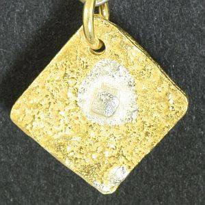 Original KAM jewelry: 24ct Gold pendant 2.836g
