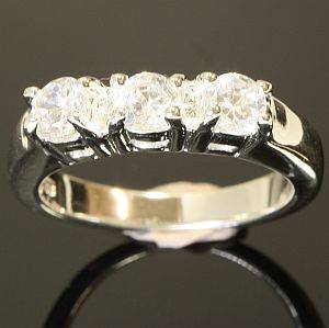 925 sterling silver ring with lab diamonds: size 5.5