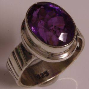 925 Sterling silver ring with natural Amethyst ring size 7.5