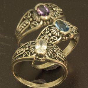Solid 925 Sterling silver ring, size 9