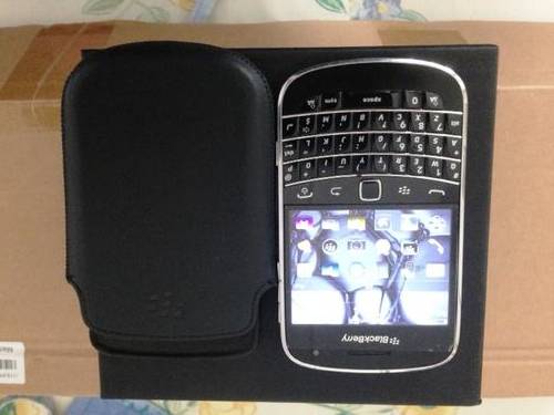 Blackberry 9900