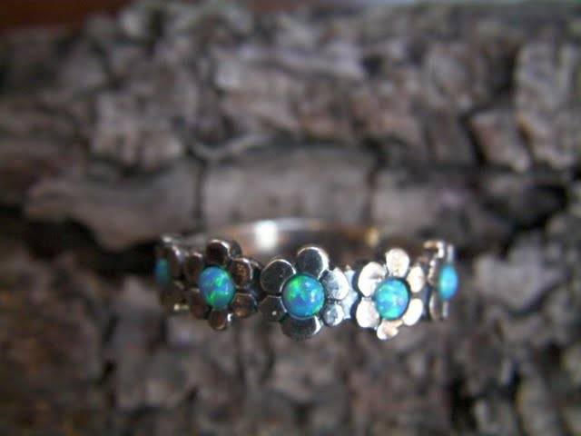 925 Sterling Silver & OPAL Ring