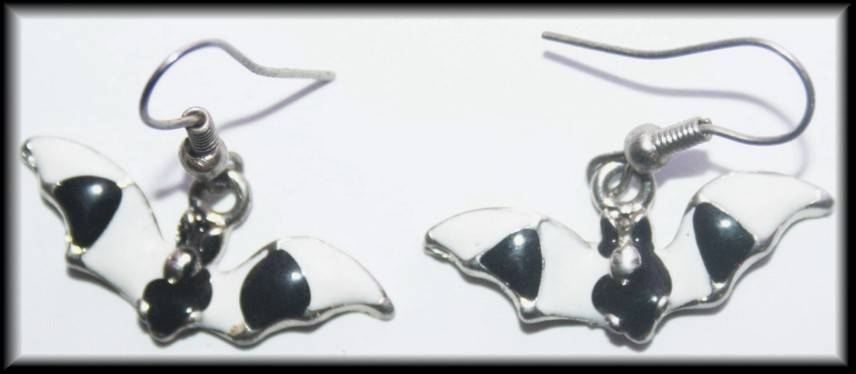 ** GO GAGA ** *EARRINGS* - **BLACK & WHITE BATS **