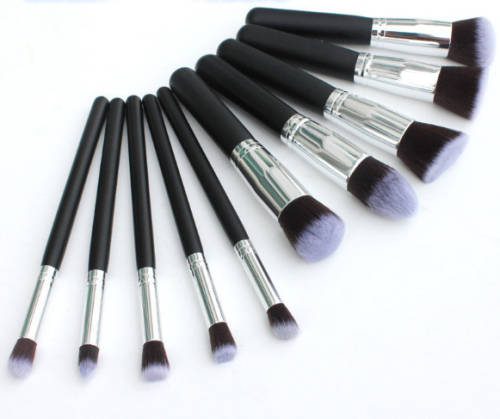 10 Piece Silver Kabuki Makeup Brush Set