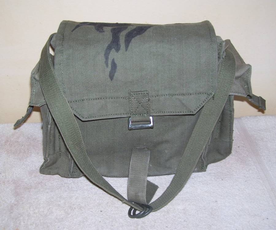 SADF PATROL BAG - Perfect for the Farmer or Hunter - Very good condition