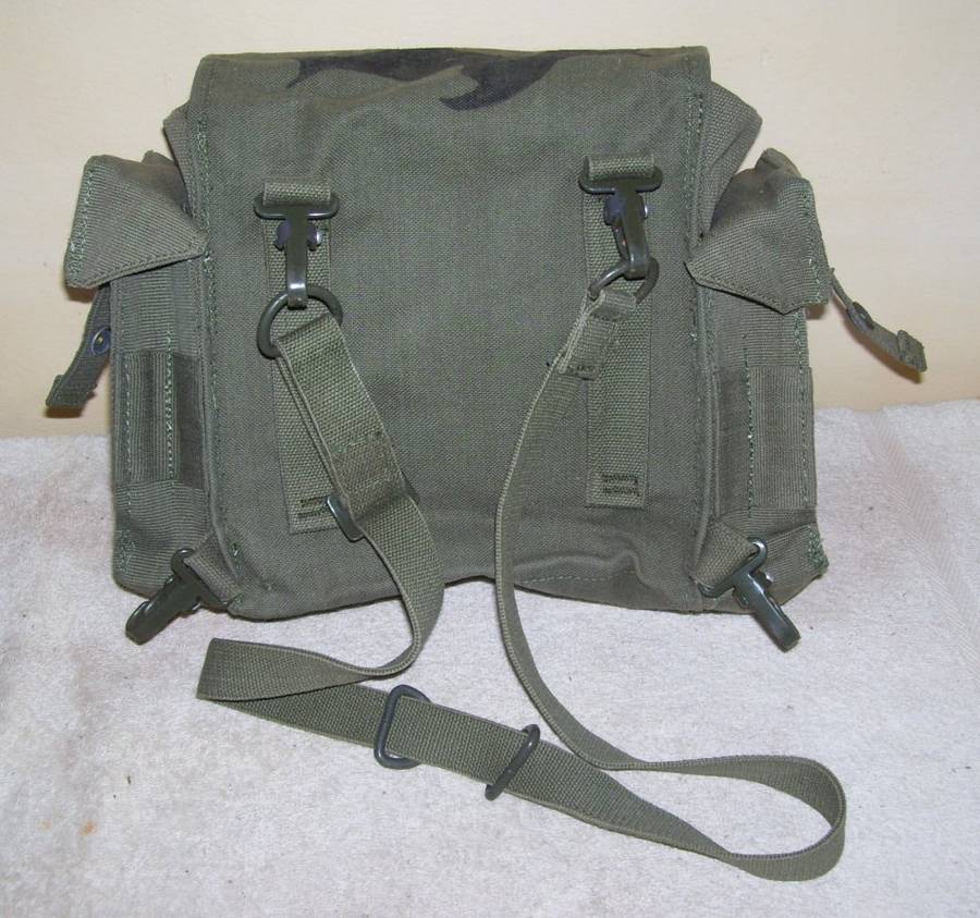 SADF PATROL BAG - Perfect for the Farmer or Hunter - Very good condition