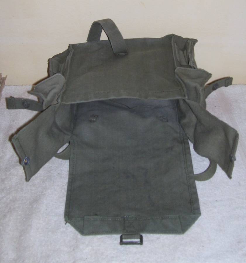 SADF PATROL BAG - Perfect for the Farmer or Hunter - Very good condition