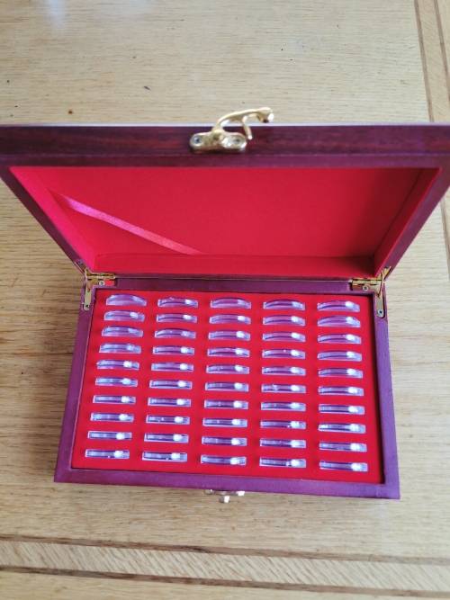 Wooden Coins Display Case Capsules Holder Storage Coin Collection Box. 50pc x 27mm Coin Capsules.