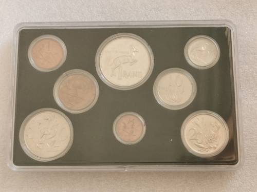South Africa 1977 Unc Set,R1 To 1/2c.Mint pack Removed.In Coin Capsules.