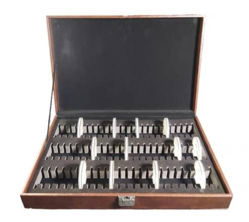 Coin capsule storage box. With 75pcs 46mm coin capsule.(Inner: 39,34,29,24,19)