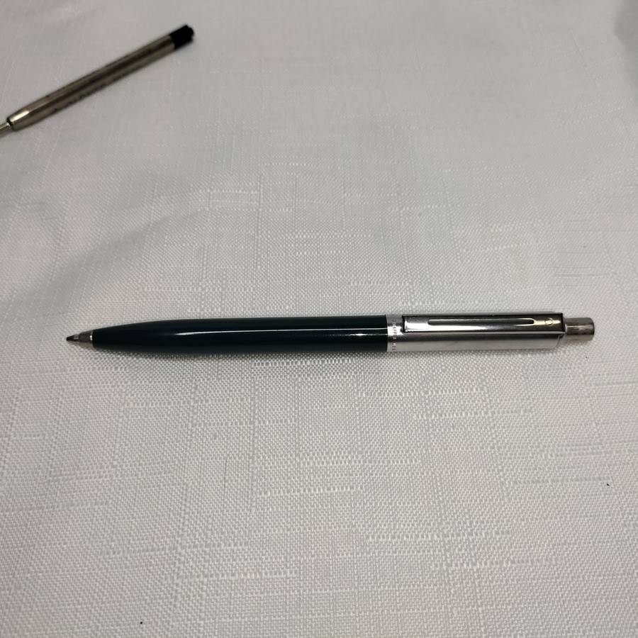 Vintage Parker and Papermate Vintage Pen Collection, One bid for all!!!