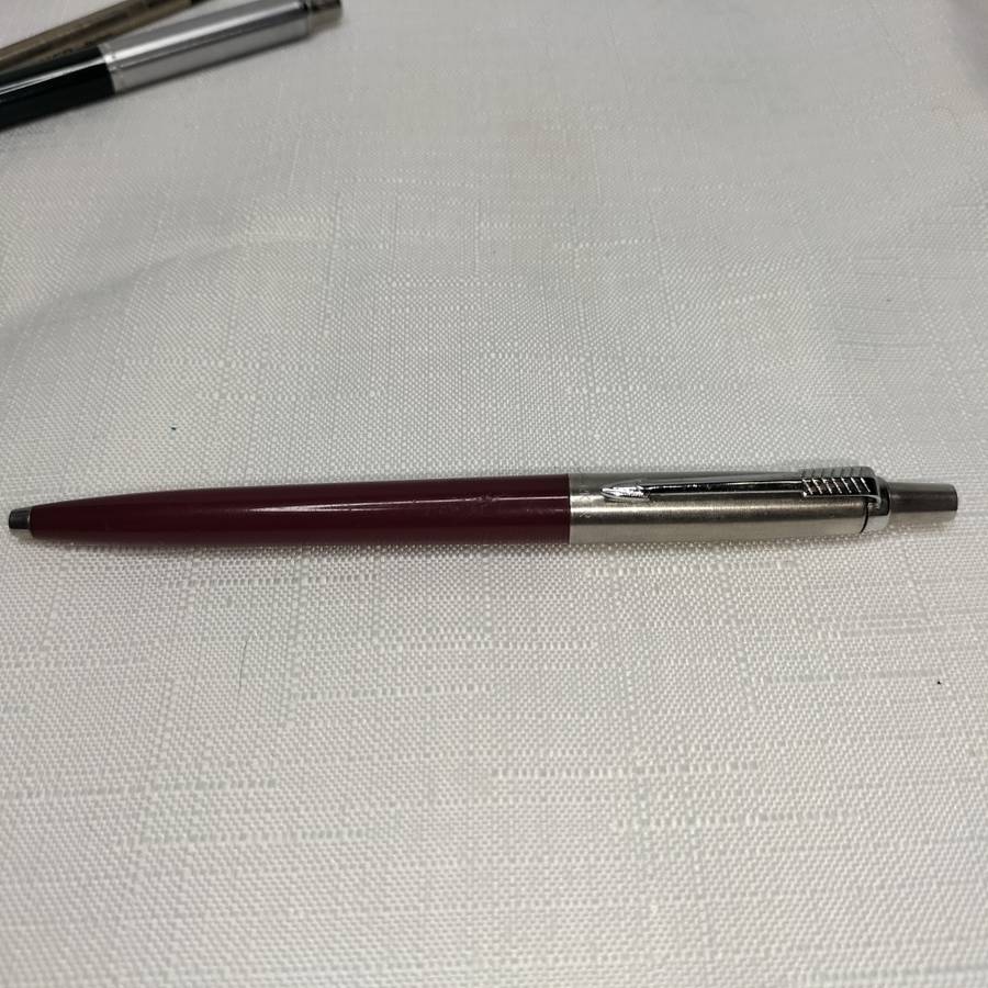 Vintage Parker and Papermate Vintage Pen Collection, One bid for all!!!