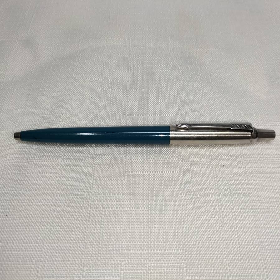 Vintage Parker and Papermate Vintage Pen Collection, One bid for all!!!