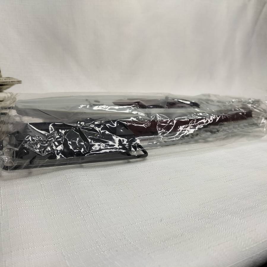 MISSOURI U.S. Navy Battleship Motor-Driven Plastic Model Kit 30 cm (Looks complete)!!!