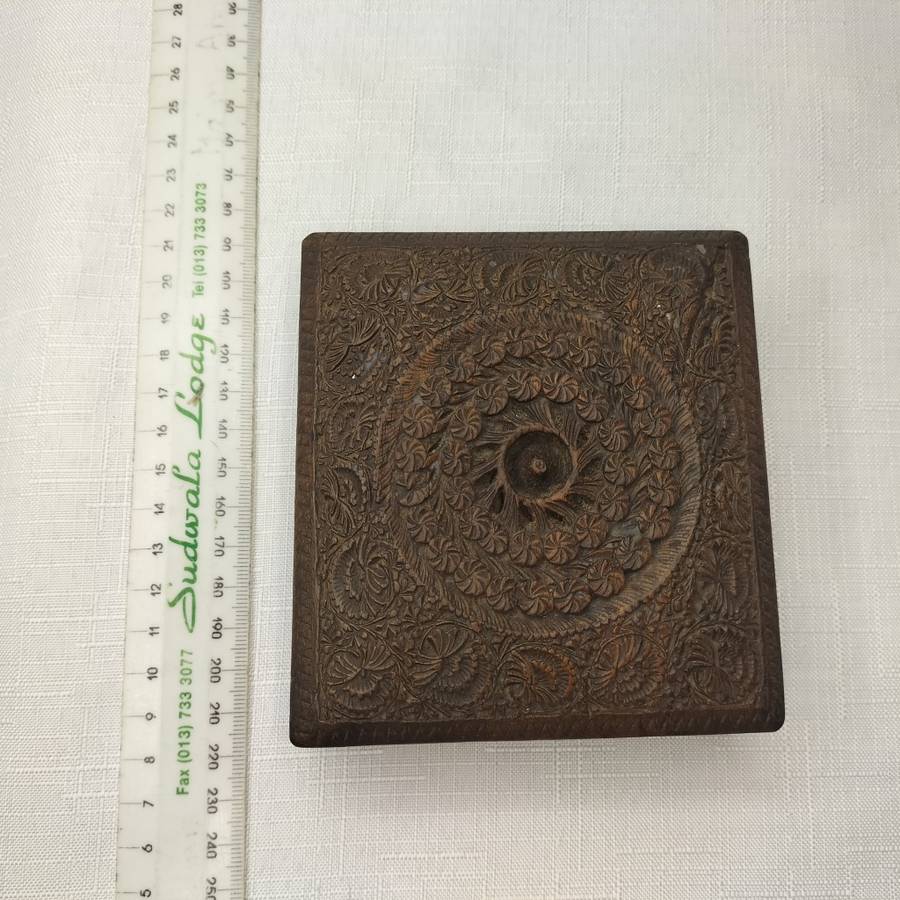 Vintage Hand Crafted Wood Jewelry or Trinket Box!!!