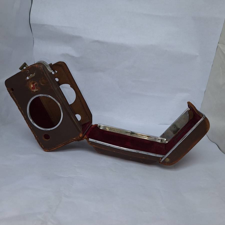 VINTAGE Camera Yashica-Mat Copal MXV (With Leather Casing)!!!