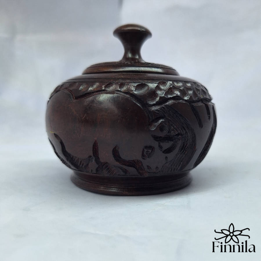 Small Wooden Jewelry Holder!!!