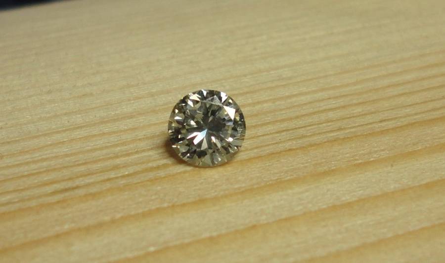0.36 carat diamond Light Yellow VVS1 Round Brilliant Natural Loose Diamond