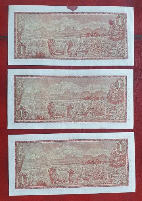 TW de Jongh UNC R1 notes in sequence 1 note having with print error