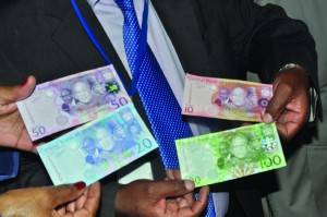 2010 Lesotho Bank Notes - EXTREMELY RARE (UNC) COMPLETE SET