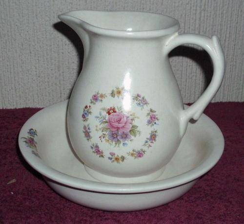 Small Washbowl and Jug